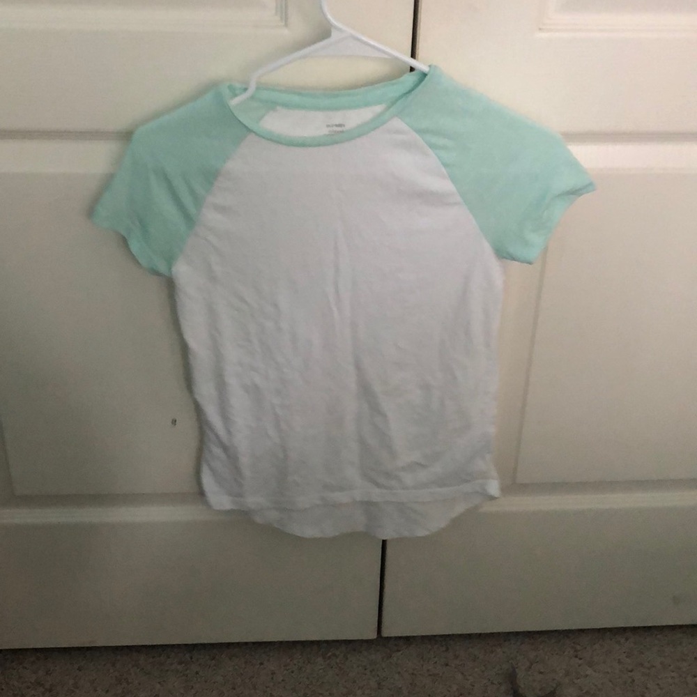 Mint and white tee